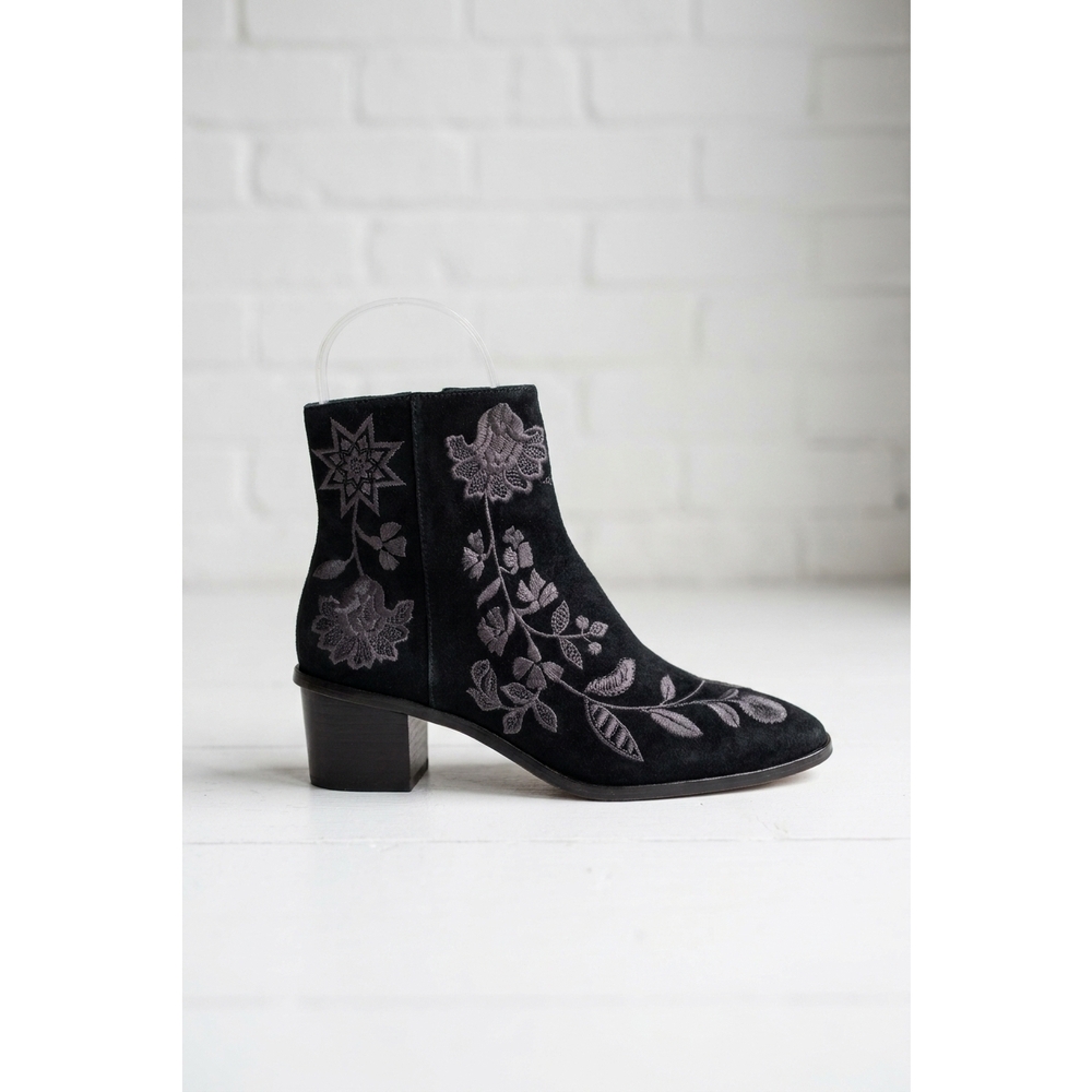 NEW JOHNNY WAS women's chiara embroidered suede bootie in black